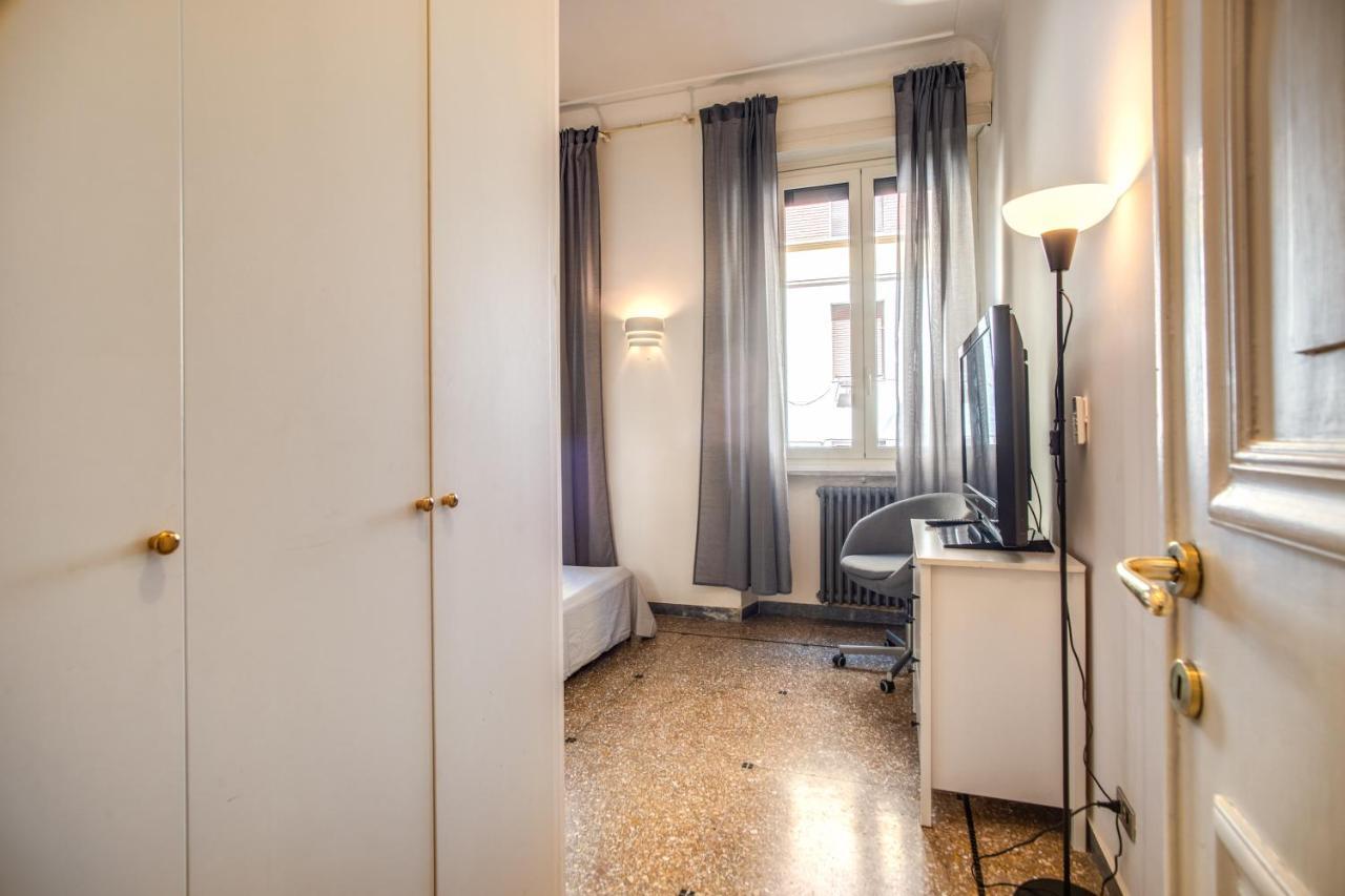 Fresh House Colosseo Рим Екстериор снимка